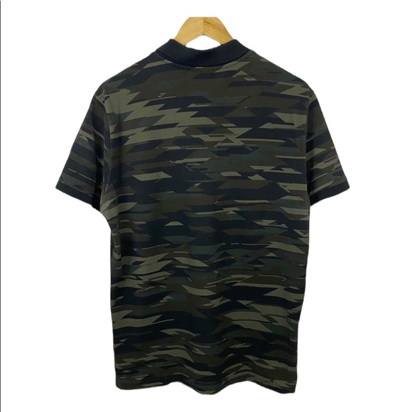 Hugo Boss Polo Shirt Size Medium - Picture 3 of 11